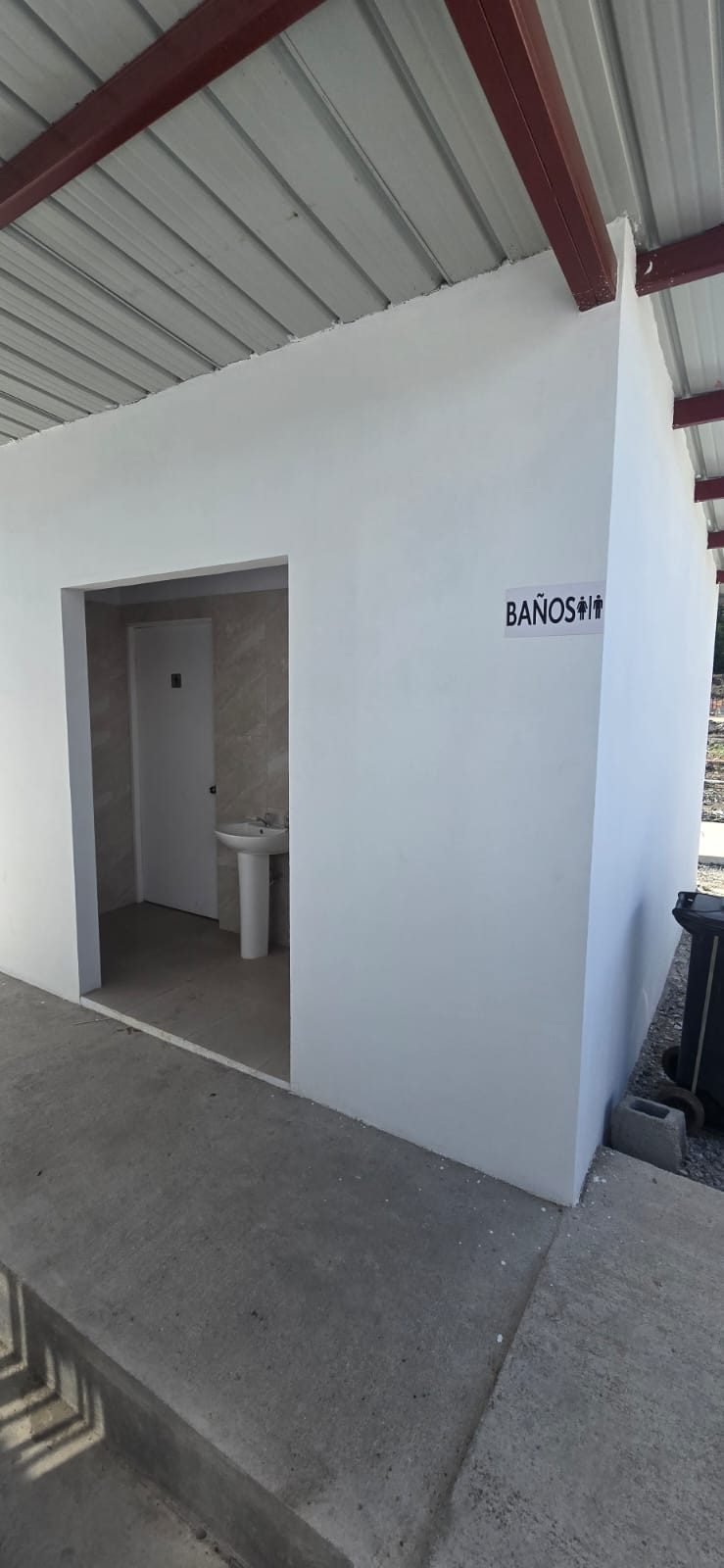 Baños Concretera 4to Puente — foto 1
