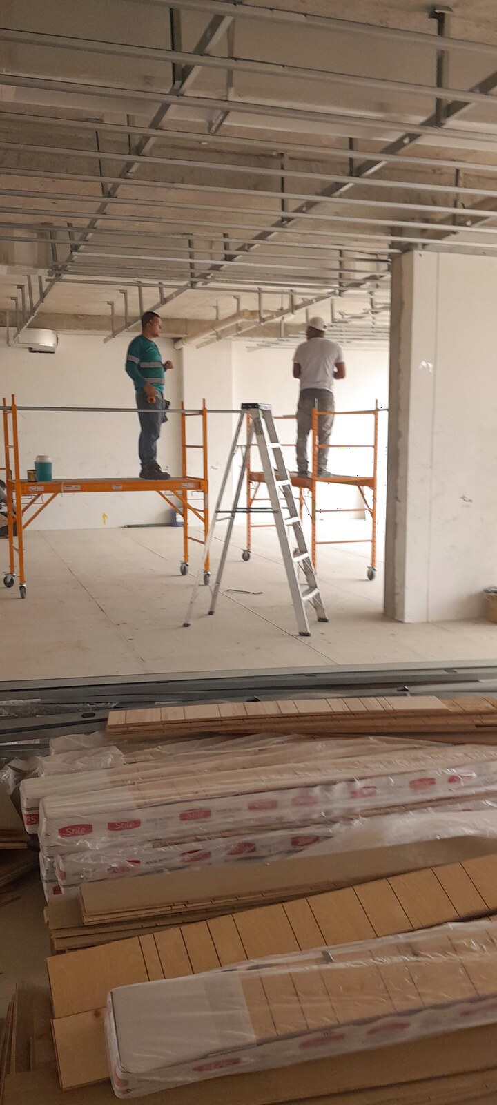 Oficinas Marjalizo — Costa del Este — foto 1