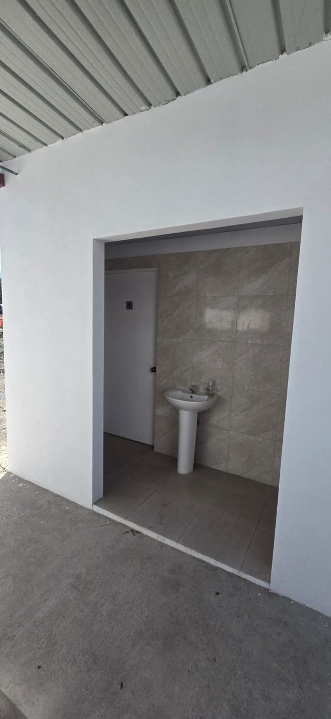 Baños Concretera 4to Puente — foto 9